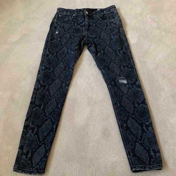 * 🔥HPx2🔥* Rag & Bone Skinny Jeans, Gray, Snake Print, 26 - Picture 4 of 16